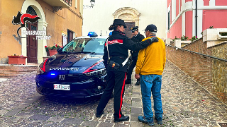 Atri - Truffe online con la tecnica del "like": 5 denunce dei carabinieri